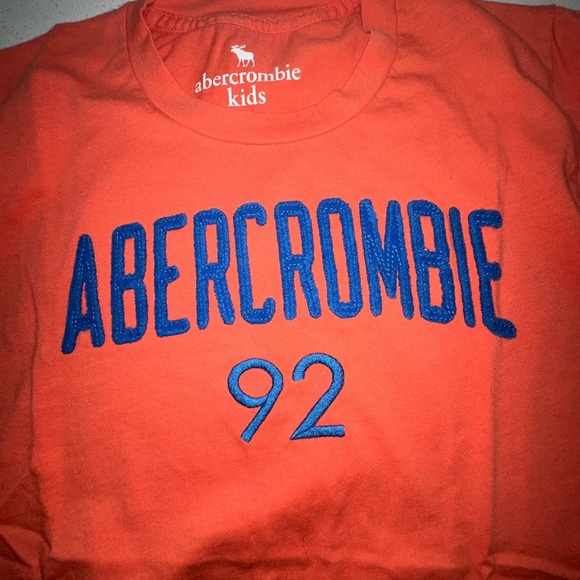 Boys Abercrombie Kids Tee (13/14) - Picture 2 of 4